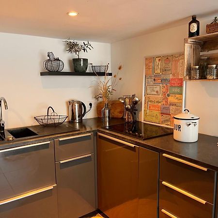 Appartement Loft Atypique Au Milieu Des Champs à Tourrettes Extérieur photo